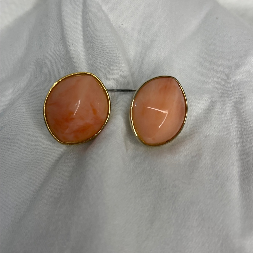 Peach and Gold Clip Earrings EUC from early 2000’s